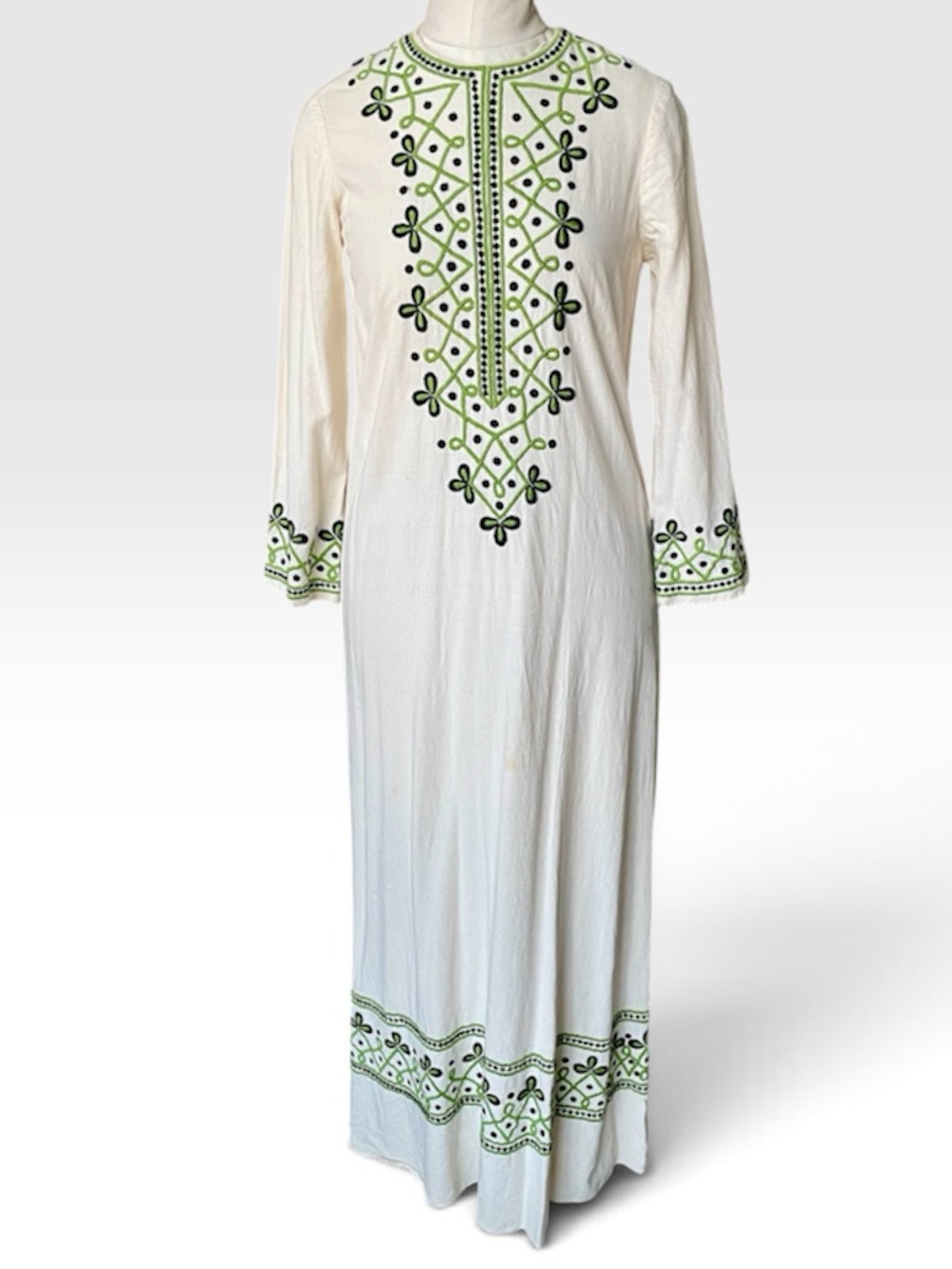 Vintage Embroidered Caftan Bohemian Full Length